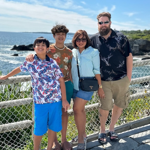 Meet your Posher, Carol - Picture 1 of 1